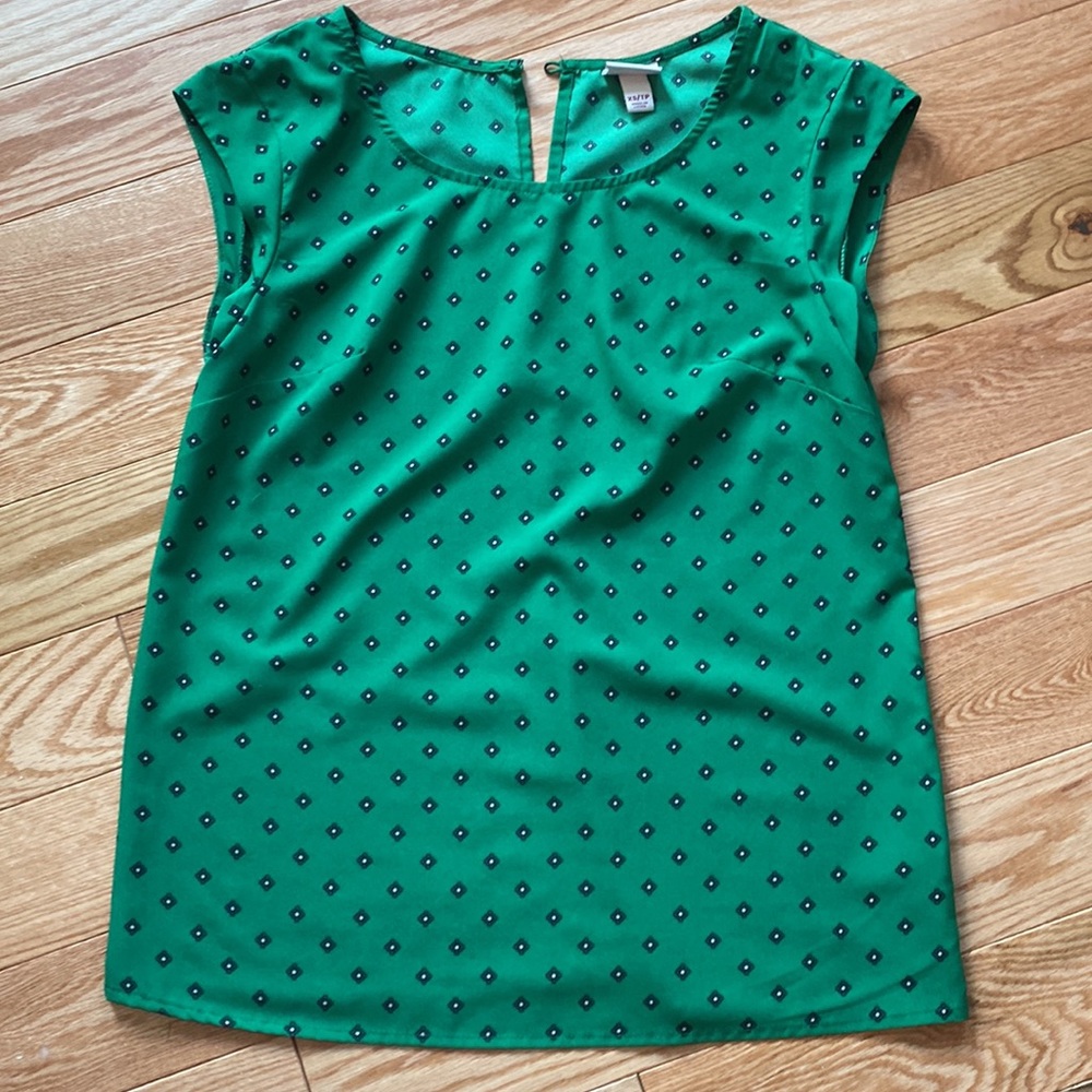 Polyester top - Picture 9 of 10